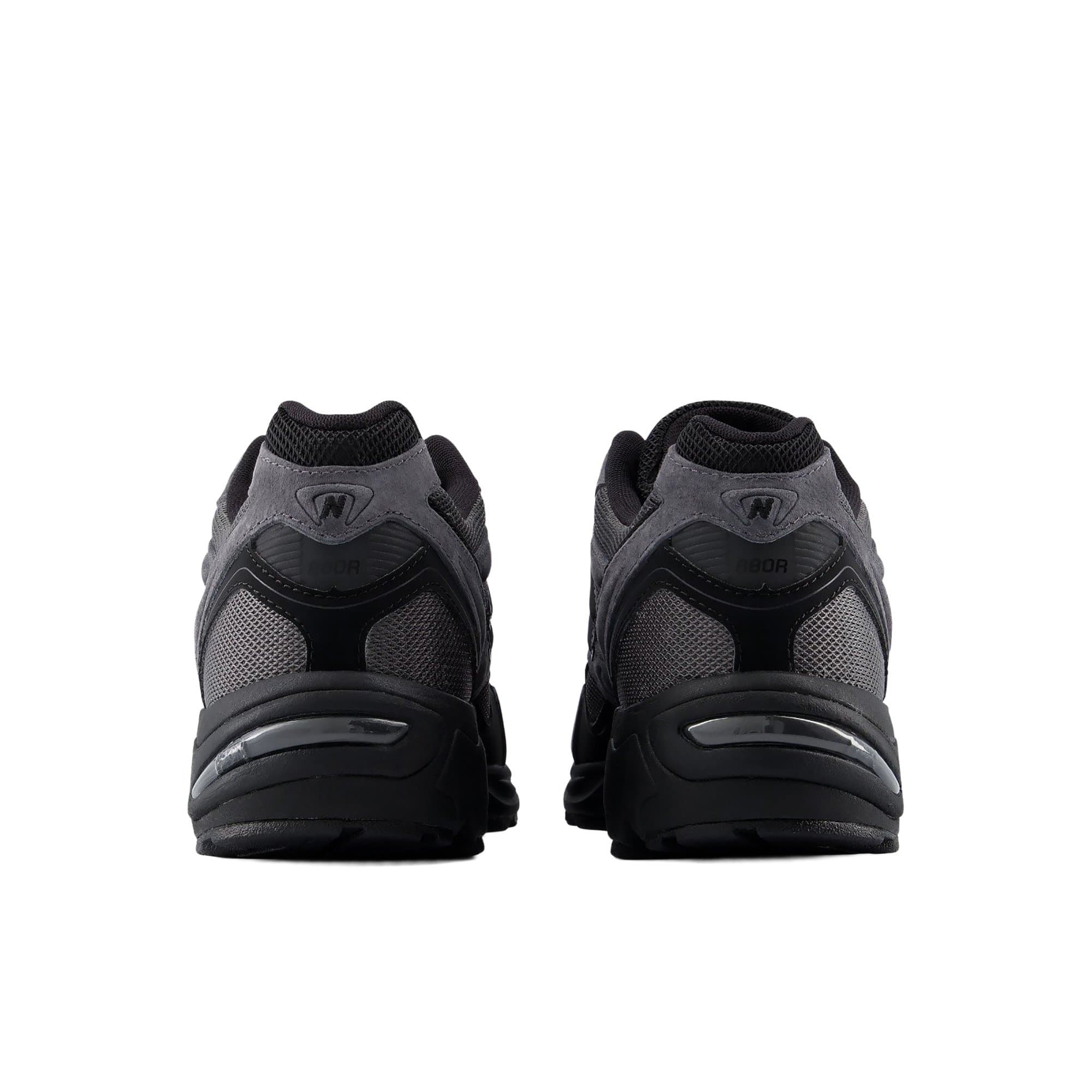 New Balance New Balance U880R19U Spor Ayakkabı Siyah - 4
