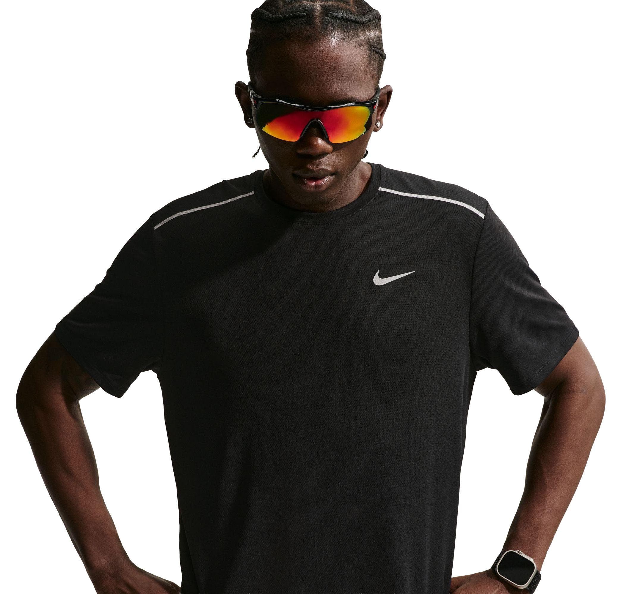 Nike Nike Dri-Fıt Uv Miler Ss Tee Erkek T-Shirt Siyah - 3