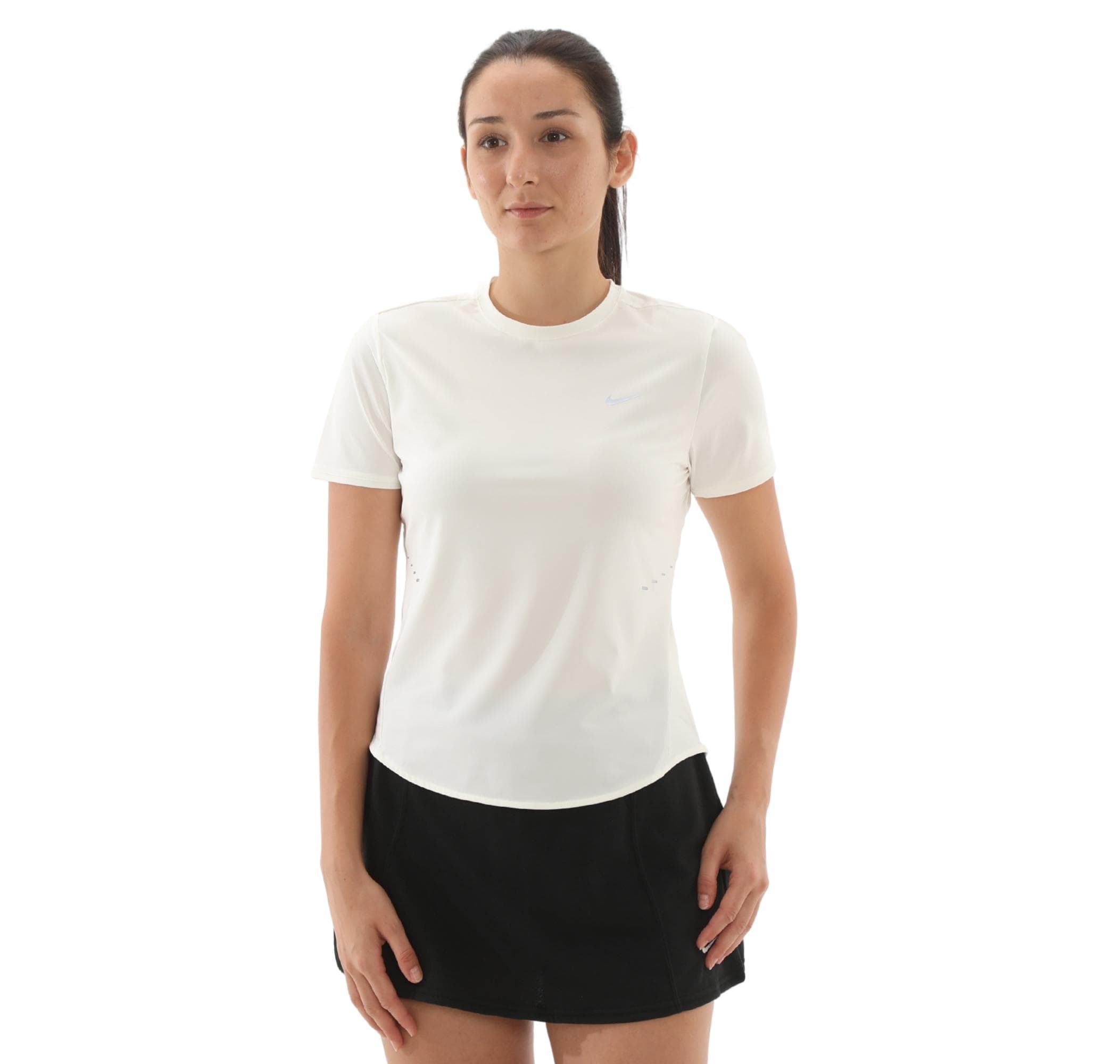 Nike Nike W Nk Swıft Df Ss Top Kadın T-Shirt Beyaz