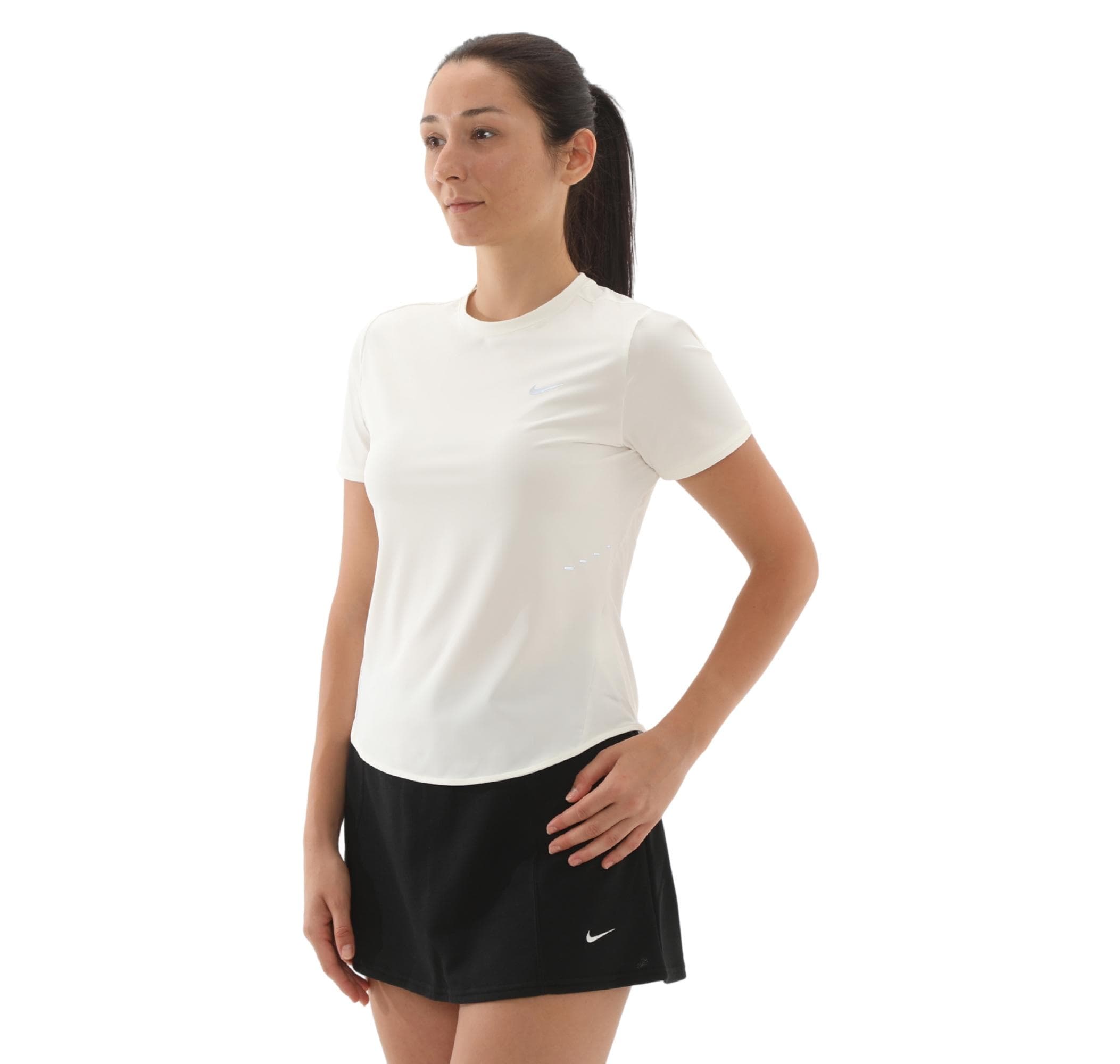 Nike Nike W Nk Swıft Df Ss Top Kadın T-Shirt Beyaz - 3