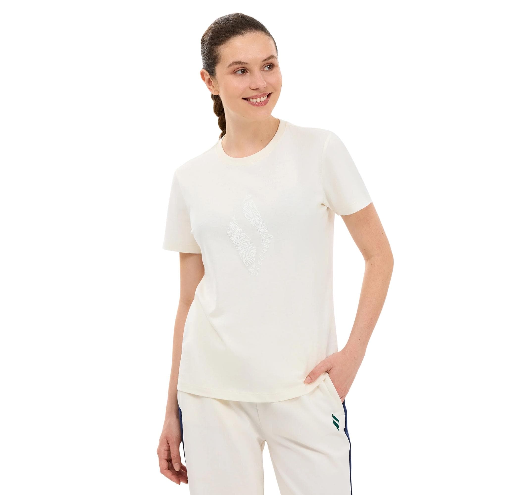 Skechers Skechers W Regular Fit Graphic Kadın T-Shirt Beyaz
